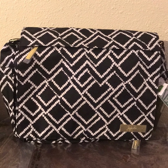 Diaper bag. Ju-Ju-Be brand. The Empress color - Picture 2 of 8